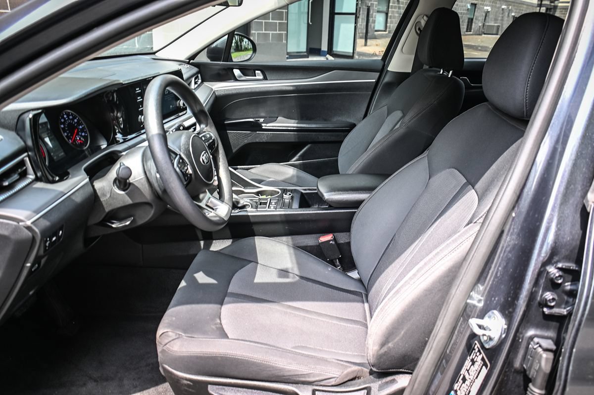 Used 2021 Kia K5 LXS FWD image 8