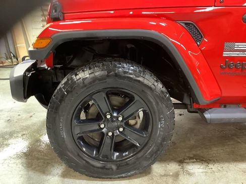 Used 2021 Jeep Wrangler Unlimited Sahara image 10