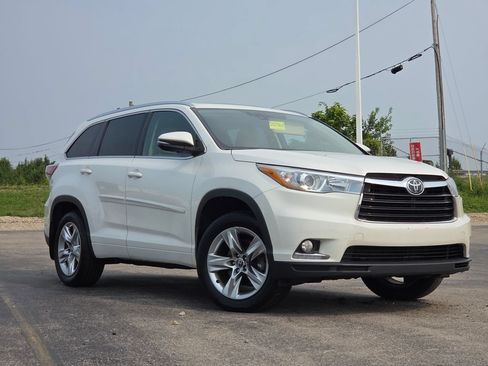Used 2016 Toyota Highlander Limited Platinum AWD/4WD image 2