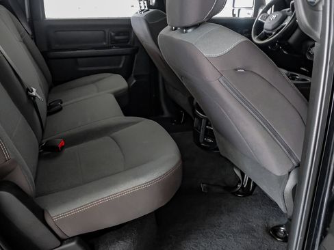 Used 2024 RAM 2500 Tradesman w/ Chrome Appearance Group AWD/4WD image 35