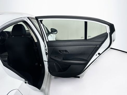 Used 2025 Nissan Sentra S image 28