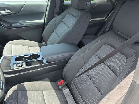 New 2026 Chevrolet Equinox LT FWD image 29