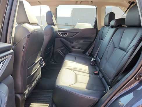 Used 2020 Subaru Forester Limited image 10
