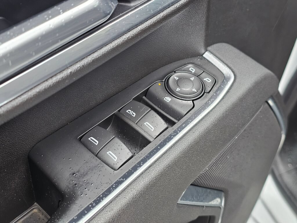 Certified 2026 Chevrolet Silverado 2500 LT AWD/4WD image 35