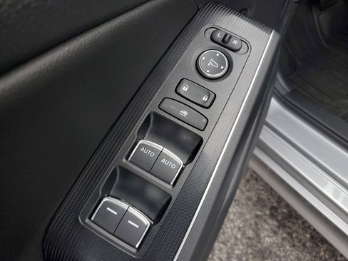 Used 2024 Honda Civic Touring image 19