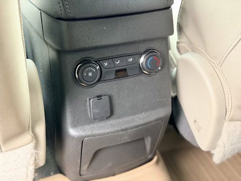 Used 2015 Ford Explorer XLT w/ Equipment Group 202A image 20