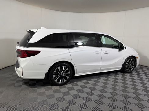 Used 2025 Honda Odyssey Elite image 7