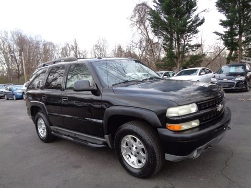 Used 2005 Chevrolet Tahoe Z71 w/ Preferred Equipment Group image 3