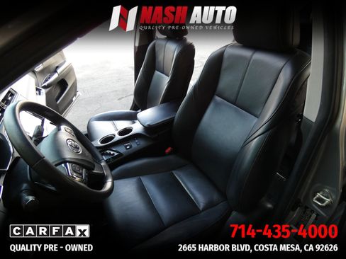 Used 2018 Toyota Avalon XLE Premium w/ Preferred Accessory Package FWD image 57