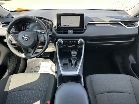 Certified 2025 Toyota RAV4 XLE FWD image 18