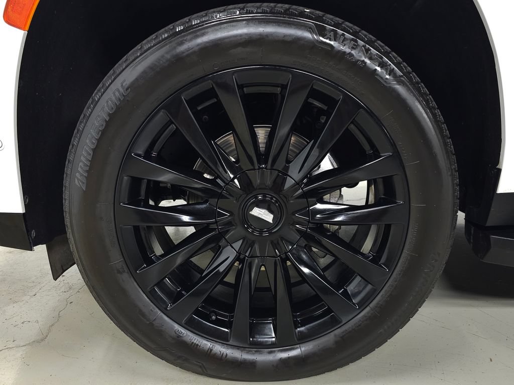 Certified 2024 Cadillac Escalade ESV Premium Luxury AWD/4WD image 12