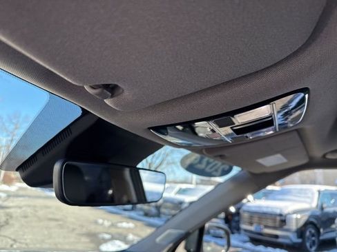 Used 2024 Hyundai Santa Fe Limited image 41