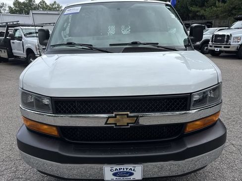 Used 2024 Chevrolet Express 2500 w/ Driver Convenience Package RWD image 10