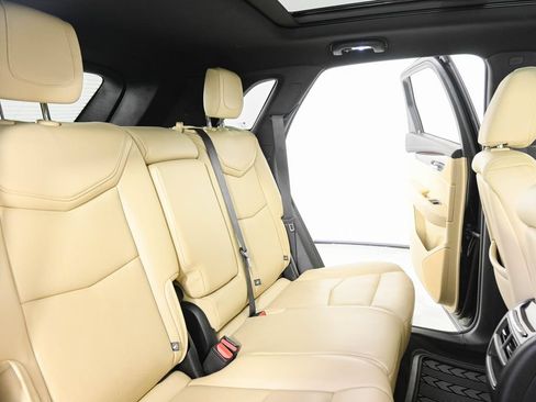 Used 2019 Cadillac XT5 Premium Luxury FWD image 23