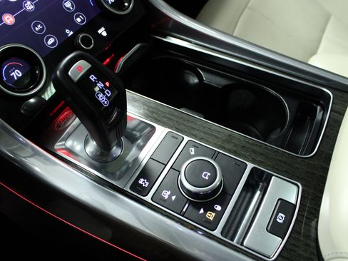 Used 2022 Land Rover Range Rover Sport HSE Silver Edition image 23