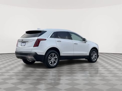 Certified 2023 Cadillac XT5 Premium Luxury w/ LPO, Floor Liner Package image 8