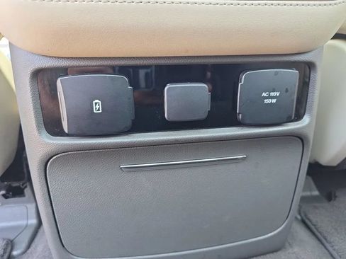 Used 2018 Lincoln Navigator Reserve w/ Technology Package AWD/4WD image 47