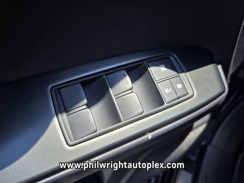 Used 2023 Lexus GX 460 Premium AWD/4WD image 31