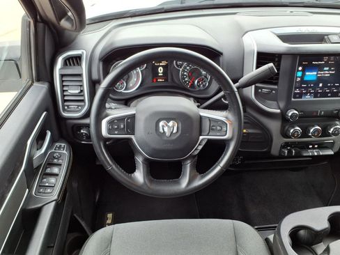 Used 2024 RAM 2500 Big Horn AWD/4WD image 17