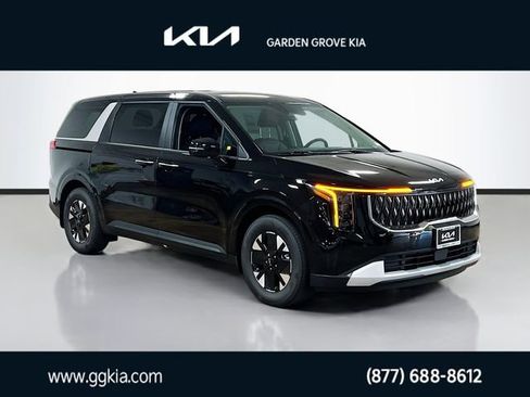 New 2026 Kia Carnival LXS image 1