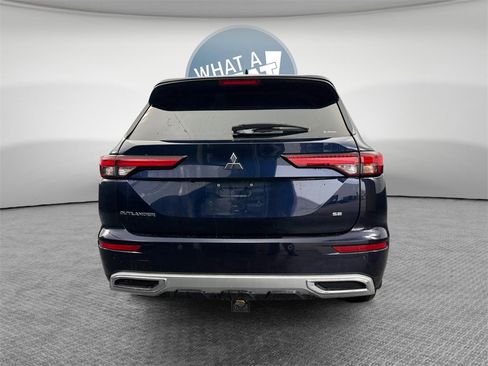 Used 2022 Mitsubishi Outlander SE image 5