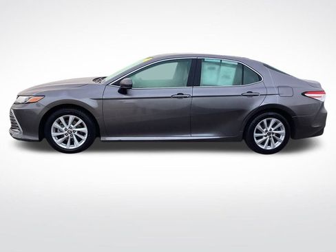 Used 2024 Toyota Camry LE image 7