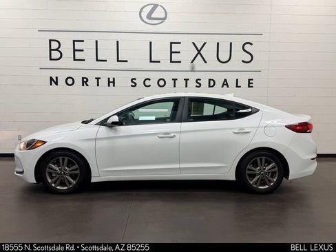 Used 2018 Hyundai Elantra SEL FWD image 7