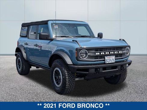 Used 2021 Ford Bronco Black Diamond w/ Sasquatch Package AWD/4WD image 7