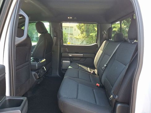 Used 2022 Ford F150 XLT w/ Equipment Group 302A High image 11