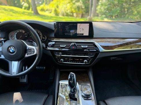Used 2017 BMW 540i RWD image 31
