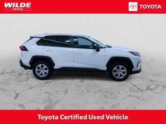 Certified 2025 Toyota RAV4 LE video 2