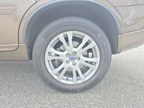 Used 2013 Volvo XC90 3.2 image 29