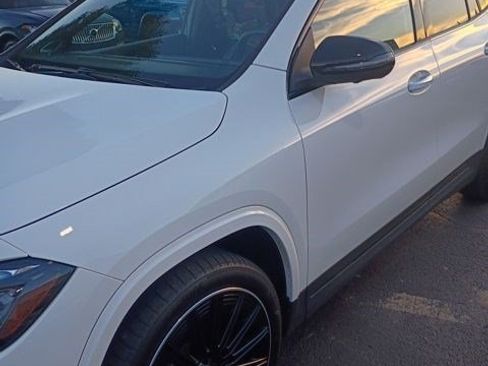 Used 2025 Mercedes-Benz GLA 250 4MATIC image 6