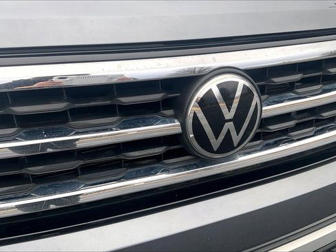 Used 2022 Volkswagen Atlas SE image 26