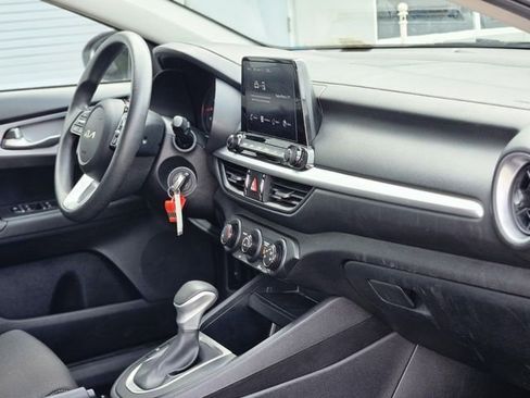 Used 2024 Kia Forte LXS FWD image 13