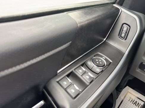 Used 2022 Ford F150 XLT w/ Equipment Group 302A High image 10