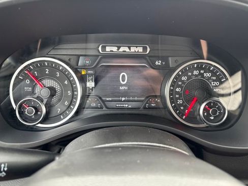 New 2026 RAM 1500 4x4 Crew Cab image 13