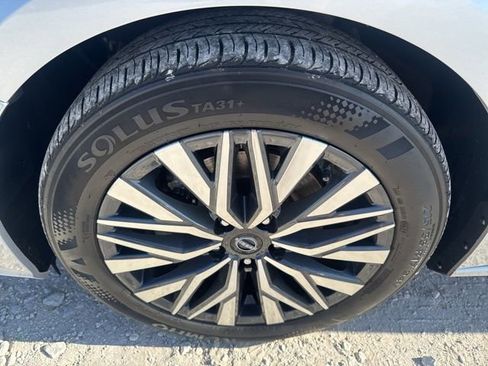 Used 2024 Nissan Altima 2.5 SV image 26