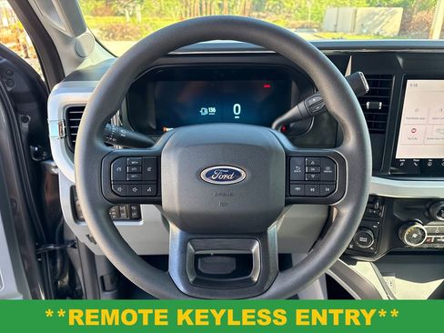New 2026 Ford F250 XLT w/ XLT Premium Package AWD/4WD image 16