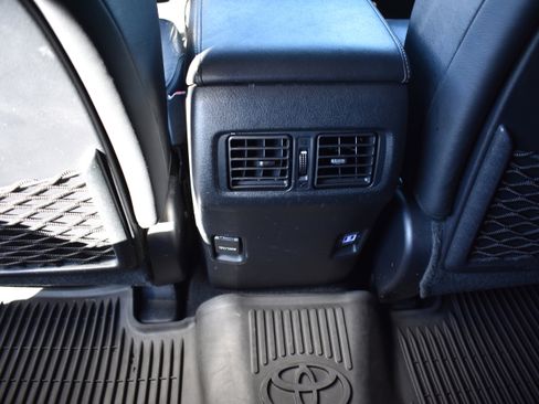 Used 2019 Toyota 4Runner Limited image 28