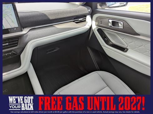 New 2026 Ford Explorer Platinum w/ LUX Leather Package AWD/4WD image 22