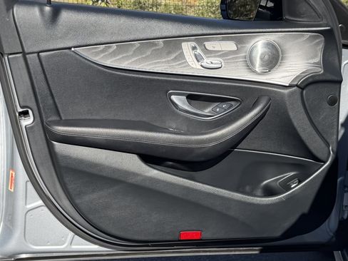 Used 2021 Mercedes-Benz E 350 Sedan w/ Premium Package image 17