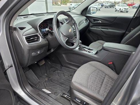 Used 2024 Chevrolet Equinox LT w/ LPO, Floor Liner Package FWD image 8