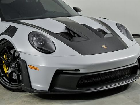 Used 2024 Porsche 911 GT3 RS RWD image 2