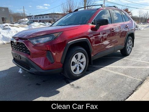 Used 2019 Toyota RAV4 LE w/ Carpet Mat Package image 8