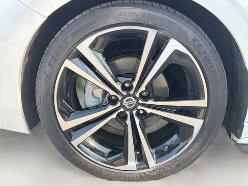 Used 2021 Nissan Sentra SR image 37