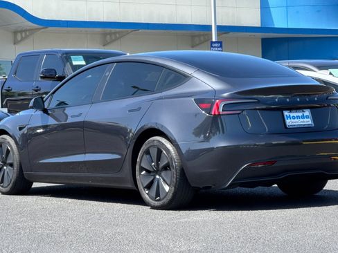 Used 2025 Tesla Model 3 Long Range RWD image 3