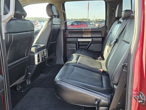 Used 2019 Ford F150 Lariat w/ Equipment Group 502A Luxury image 6