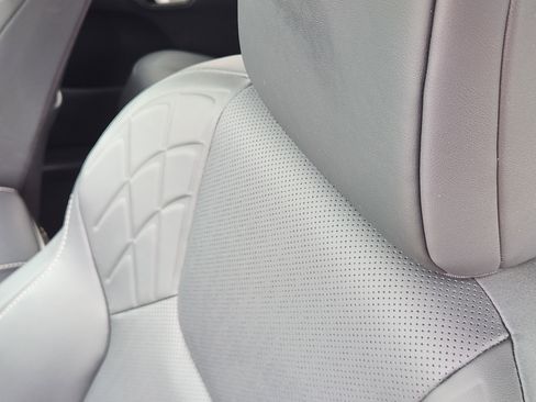 Used 2025 Lexus RX 350 Premium w/ Accessory Package (Z1) image 16