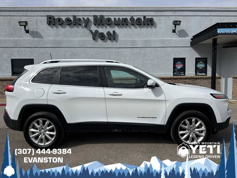 Used 2017 Jeep Cherokee Limited w/ Luxury Group image 2